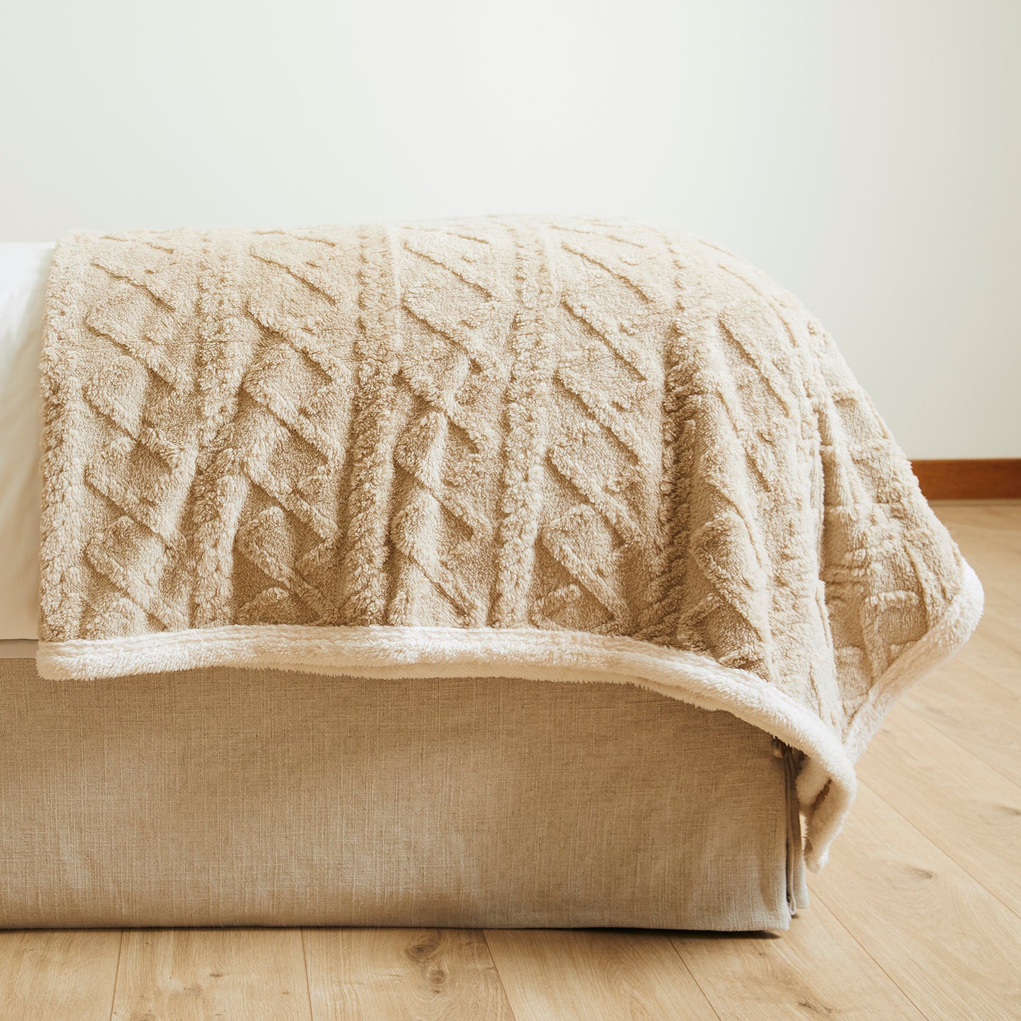 Manta Sherpa Jacquard Beige Queen