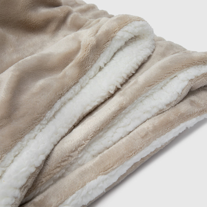 Manta Sherpa Polar Beige King