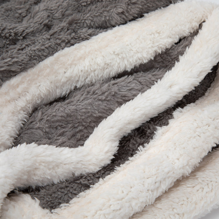 Manta Sherpa Jacquard Gris Queen