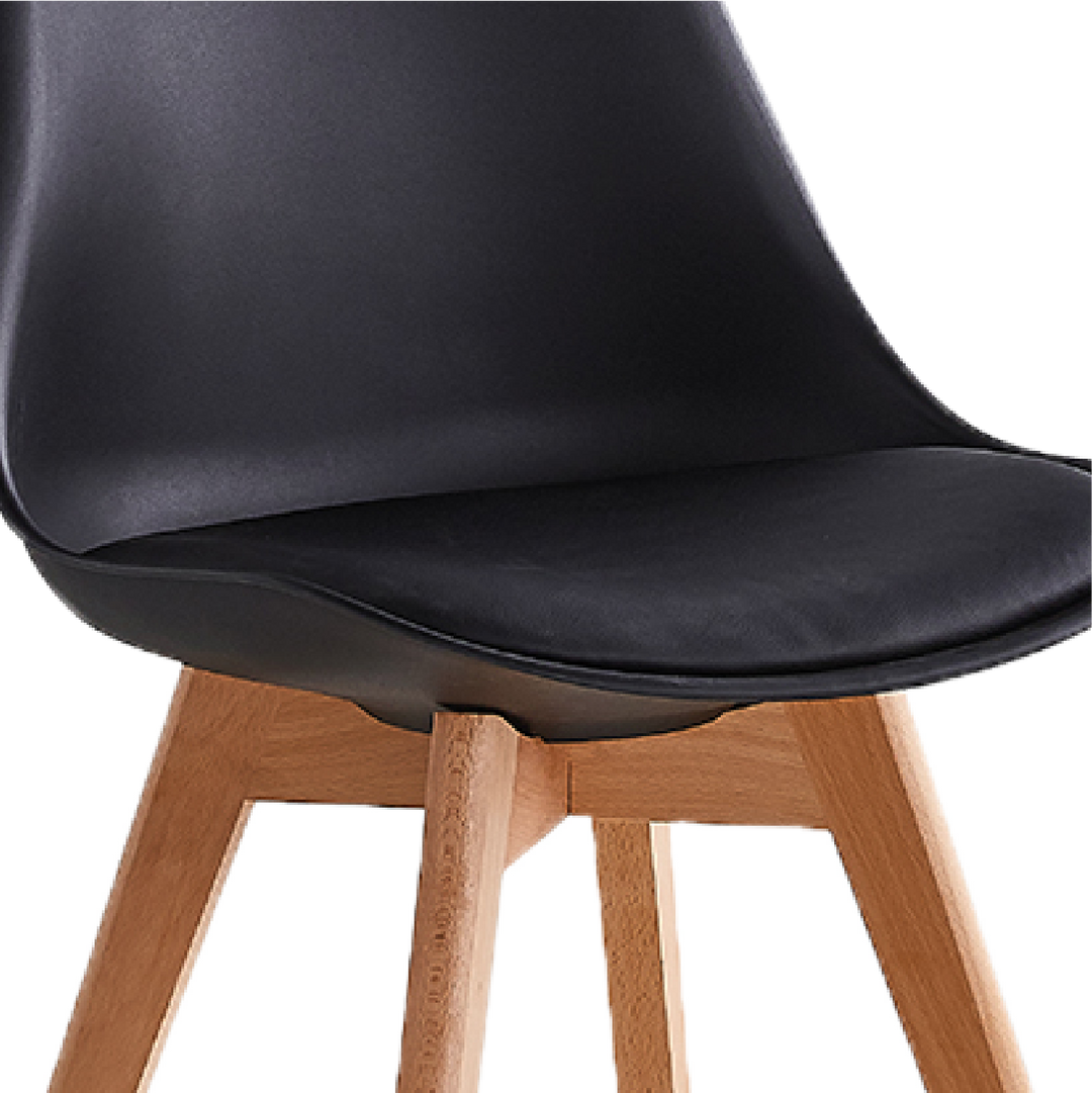 Set de 4 Sillas Eames Tulip Negras